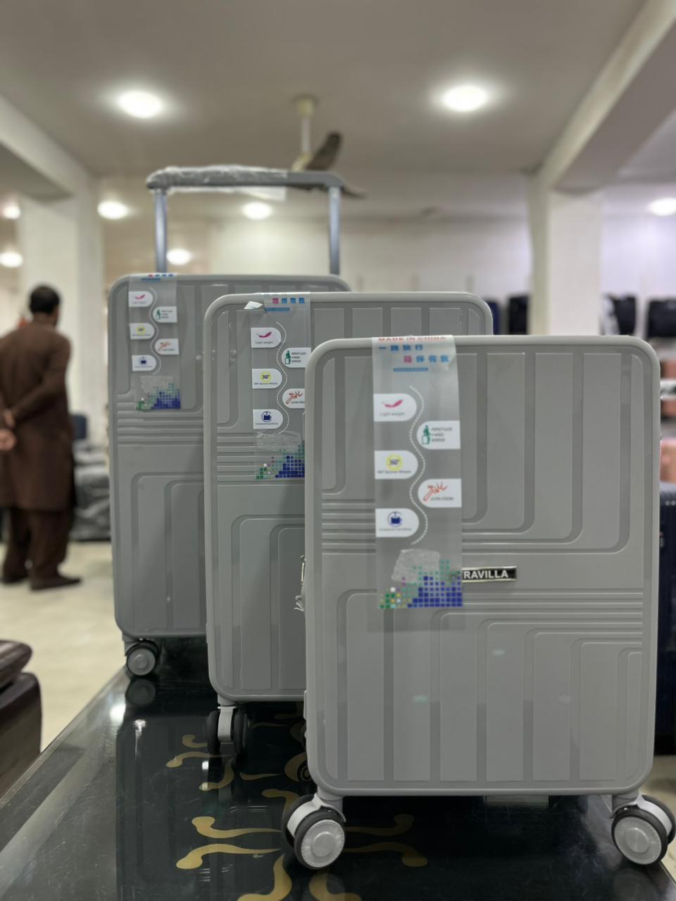 PP7 travelling Luggage - Excellent Quality - Long lasting - ghluggage